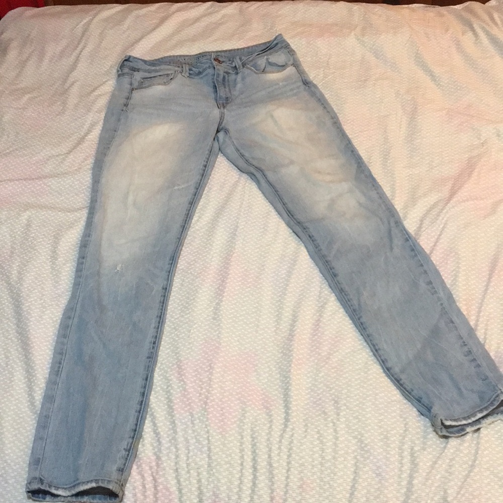 American Eagle 10 x-long light wash super skinny